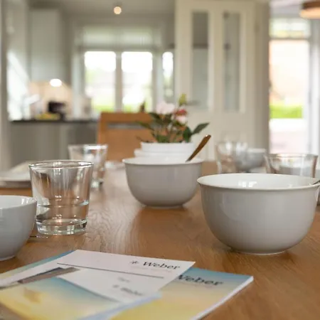 別荘 Haus Sterntaucher Wrixum